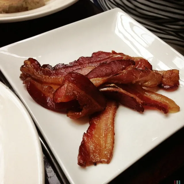 Thick-Cut Bacon|stephanie mizuhaさん