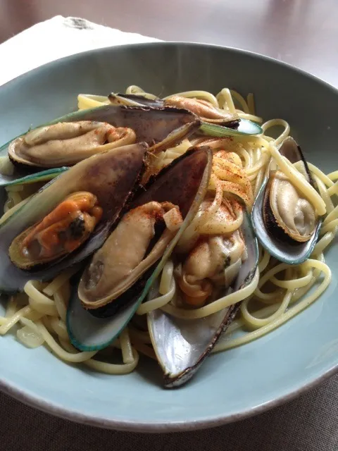 Linguine with mussels in white wine sauce|Masayo Nさん