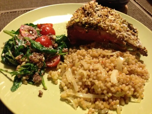 Panko pistachio crusted lamb chop, couscous  and quinoa salad.|alice huynhさん