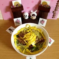 Snapdishの料理写真:ひな祭り な 温麺(うーめん) 初めての卵薄焼き乗せ〜|リリさん