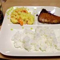 今日の晩ご飯|藤田 桜さん