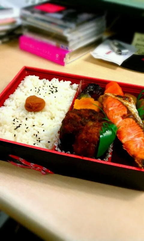 まつおかのでらうま弁当（味噌かつ、焼き鮭）|fiftybellsさん