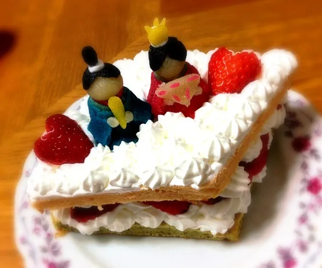 Snapdishの料理写真:菱餅ケーキ♡|休日限定ままさん