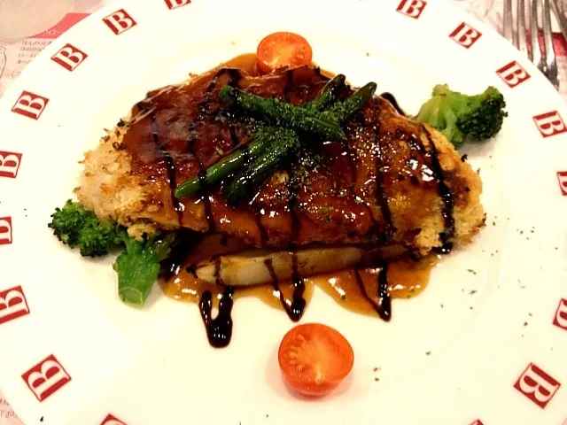 Pork Cutlet with a Balsamic Sauce|madcarさん