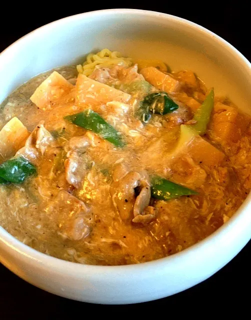 豚肉と筍、溶き卵の生姜風味とろみあんかけ麺|ユーリーさん