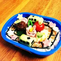 Snapdishの料理写真:プラレール弁当|ひよかさん