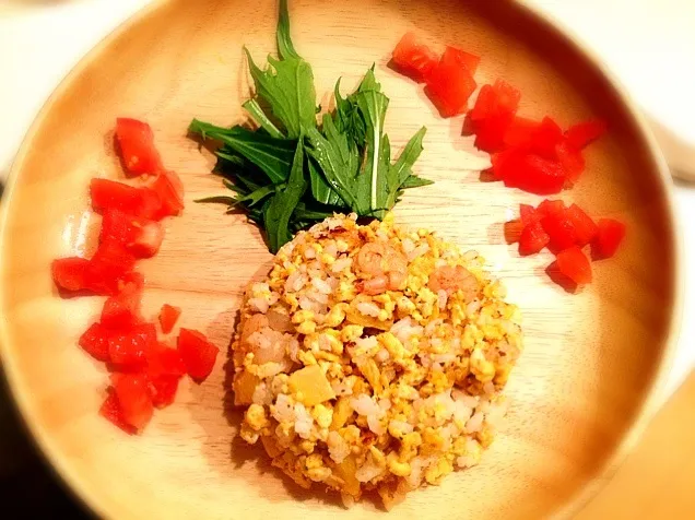 Snapdishの料理写真:パイナップル炒飯★Pineapple fried rice|***さん