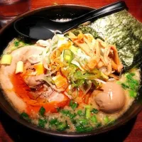 Snapdishの料理写真:つるおか家の辛味噌ラーメン|えりっくさん