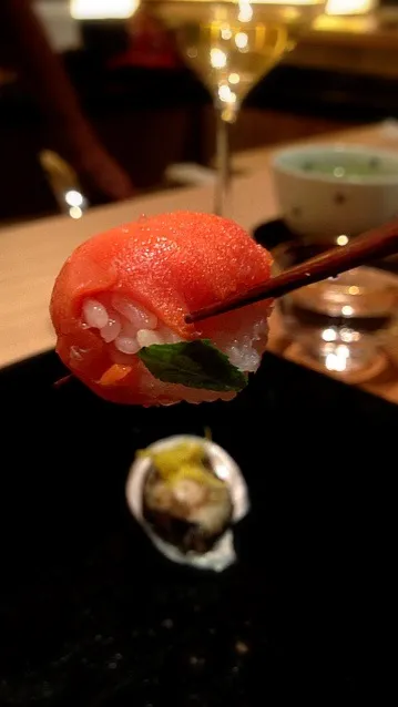 Salmon ball sushi|willzさん