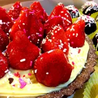 Snapdishの料理写真:i love making strawberry tart!|zone houさん