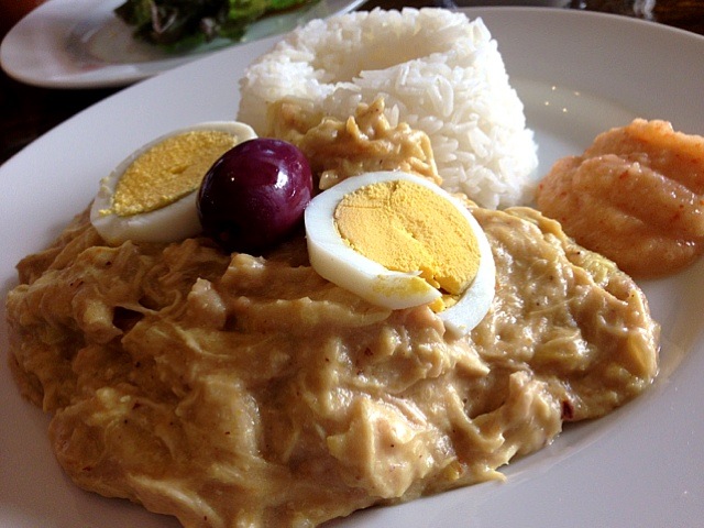 ペルー名物料理アヒ デ ガジーナペルー風ほぐした鳥胸肉の黄色いシチュー風 サラダ ライス0円 Toshiyuki Snapdish スナップディッシュ Id 1xpdwa