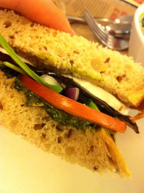 Snapdishの料理写真:Goat cheese 'n Eggplant sand|airyⓂ︎さん