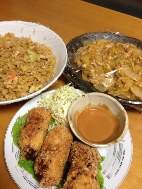 Snapdishの料理写真:焼肉炒飯 麻婆白菜 南瓜コロッケ|リェバさん