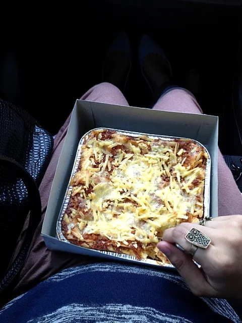 Eating Lasagna..|caesa ciptamiさん