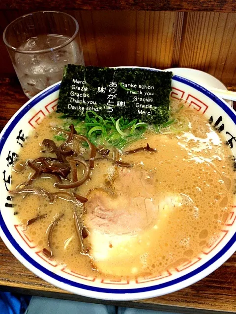 豚骨ラーメン|醤油屋の弟子さん