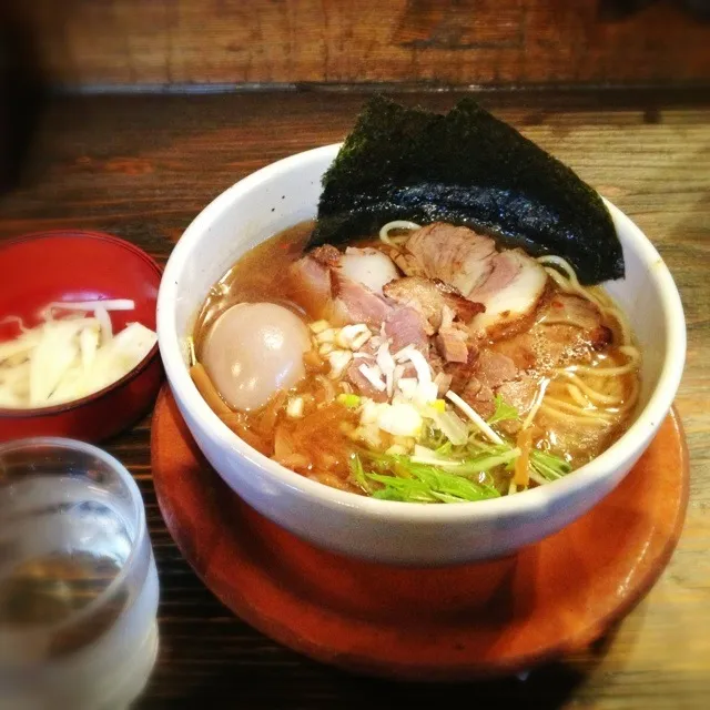 生粋(池袋)の上醤油ラーメン😋|りん蔵さん