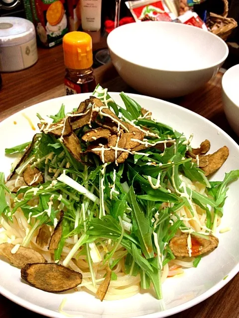 水菜ごぼう胡麻だれサラダうどん|あこさん