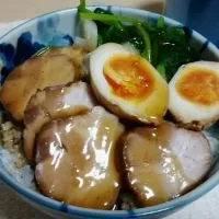 Snapdishの料理写真:チャーシュー丼つくった|dさん