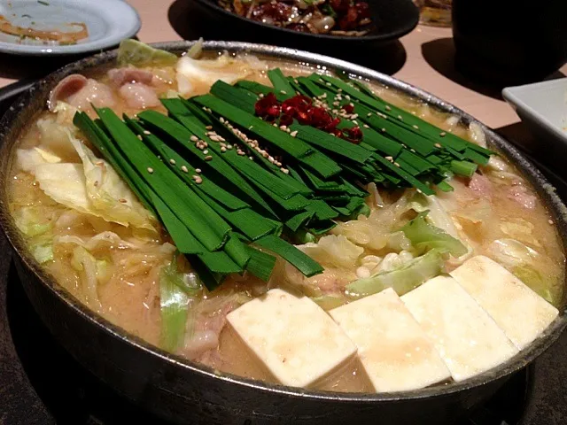 夜はもつ鍋。やっぱ味噌やなぁ。|たけうちさん