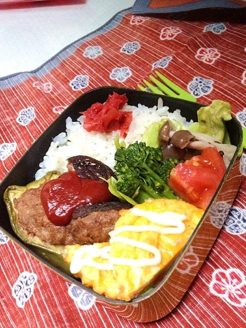 ピーマン、しいたけの肉詰め弁当|zakiさん