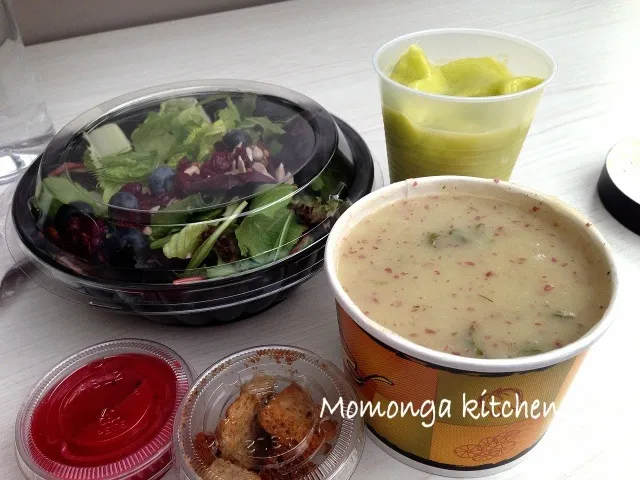 今日の社食。Vegan Lunch|Momongacleさん