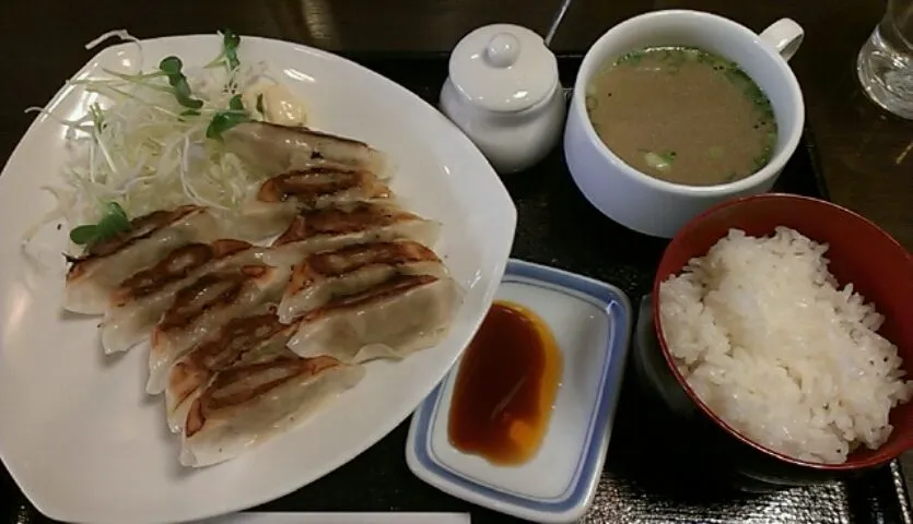 大盛餃子定食|まぐろさん