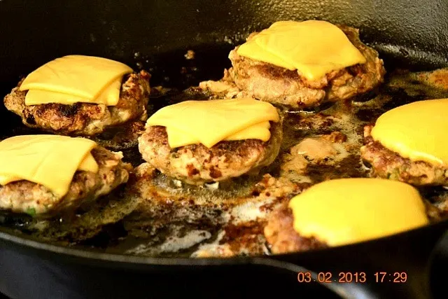 pork patty for my burgers!|christina del valleさん