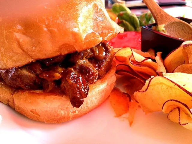 BBQ Beef Sandwich|Chris Shannonさん