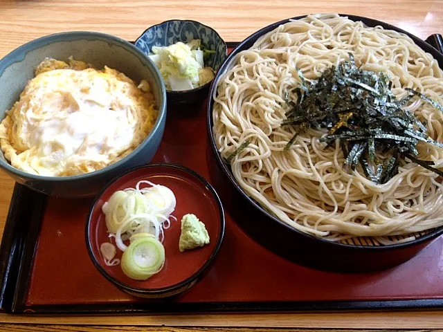 ざるそばとたぬき丼のセット|ナナイロユアさん