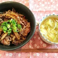 Snapdishの料理写真:牛丼＆キャベツスープ|ありささん