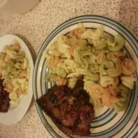 pork chops and pasta|kenia Robinsonさん