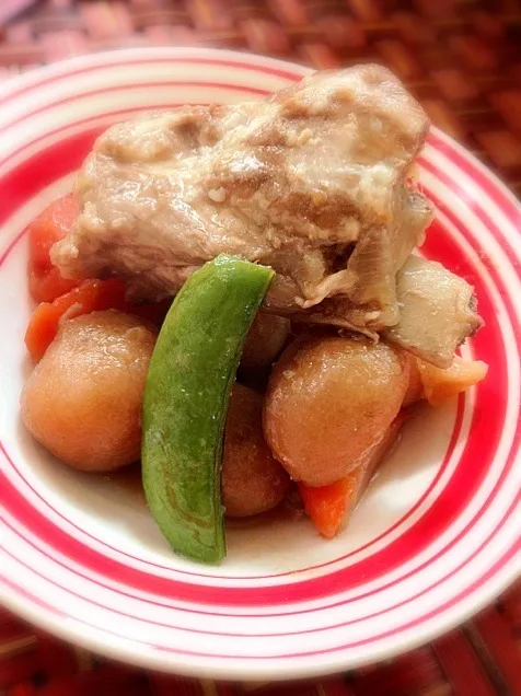 Braised Spareribs and potatoes♨スペアリブと新ジャガのにっくじゃが〜✨|🌈Ami🍻さん