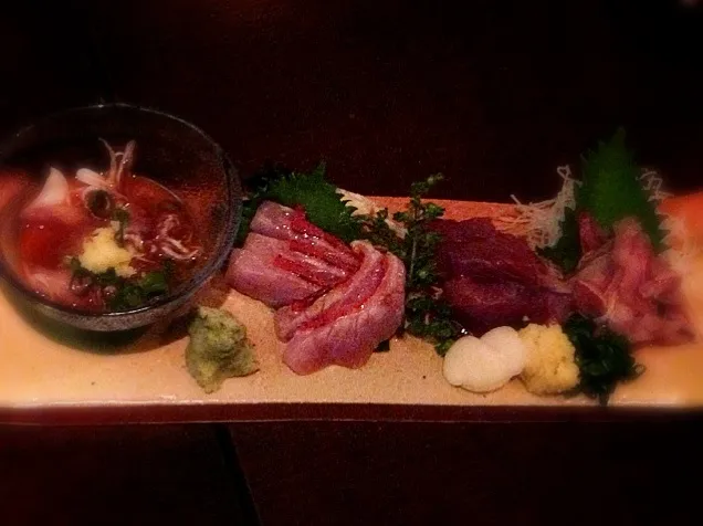 Assorted sashimi🐟お刺身盛り合わせ(ホタルイカ沖漬け・金目鯛炙り・鰹・ホウボウ)|🌈Ami🍻さん