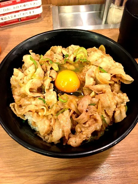 すた丼肉まし|shinjiさん