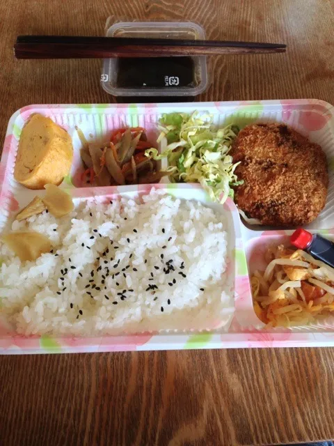 ワンコイン弁当 コロッケ|tkさん