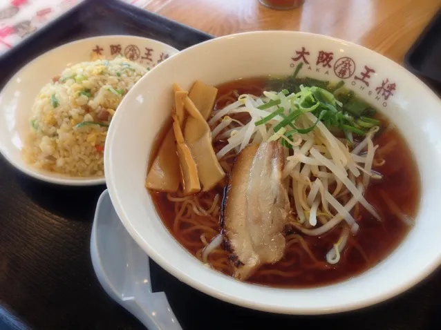 Snapdishの料理写真:半チャン拉麺|seiさん