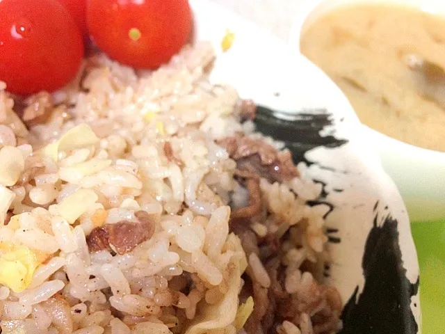 牛肉とキャベツの炒飯♡|丹羽美穂さん