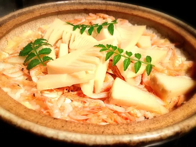 筍釜揚げ櫻海老土鍋御飯🍚|炊かれたいオトコ おこん 小栁津さん