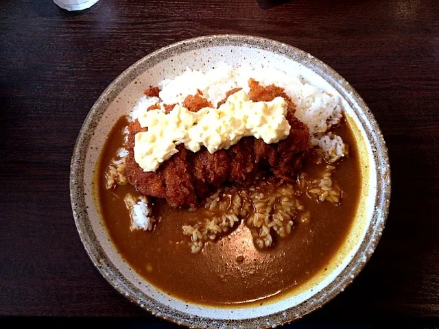 Snapdishの料理写真:チキンカツカレー プラス タルタルソース|hullさん