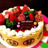 Snapdishの料理写真:♡Happy✩⃛Birthday*ೃ.⋆♡娘ちゃんへ♡アンパンマンケーキ|りえさん