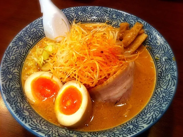 Snapdishの料理写真:辛ネギ味噌ラーメン|tay___75さん