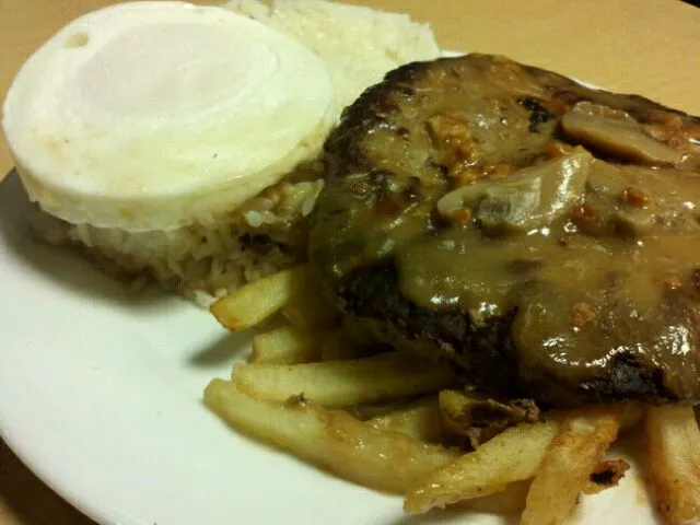 Ultimate Burger Steak|Angelo Alfanta Genellaさん