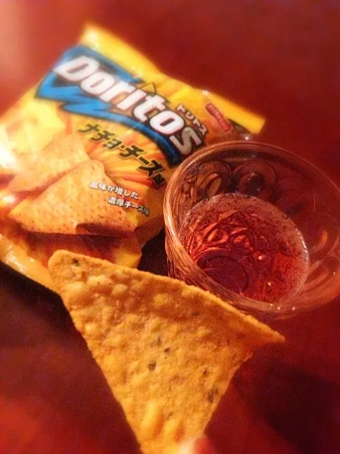 Snapdishの料理写真:Doritos NACHO CHEESE💕ドリトス ナチョチィ〜ズゥ|🌈Ami🍻さん