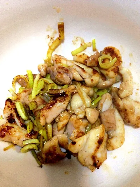 Stir fried chicken and leek with oyster sauce|Ruyiさん