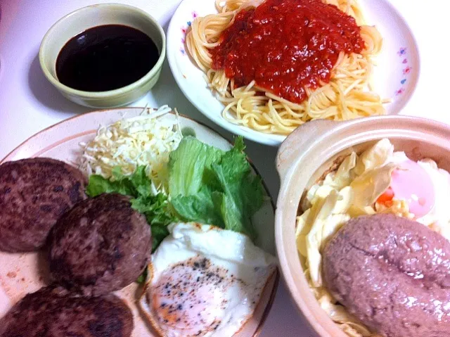 焼きハンバーグ&蒸しハンバーグ🍳とミートスパ🍝|akiさん