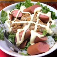 Snapdishの料理写真:納豆レタスマヨ丼|もえさん