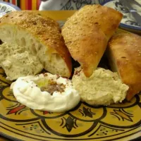 Turkish bread with dips|Pei-chun Koさん