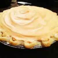 Lemon meringue pie|kristen grundtさん