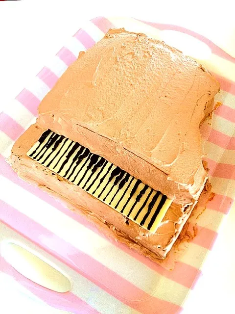 Snapdishの料理写真:Piano cake ★|aiaiさん