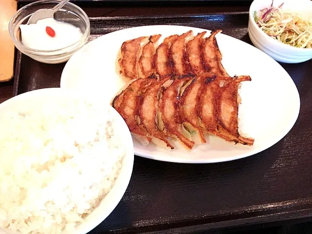 餃子定食|こんどう かずゆきさん